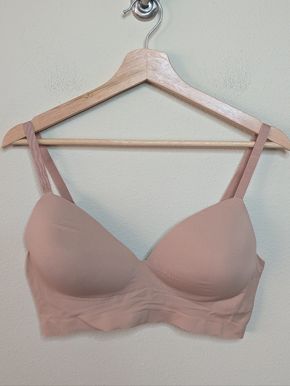 True and Co Wireless V Neck Bra Mauve Pink Size XL